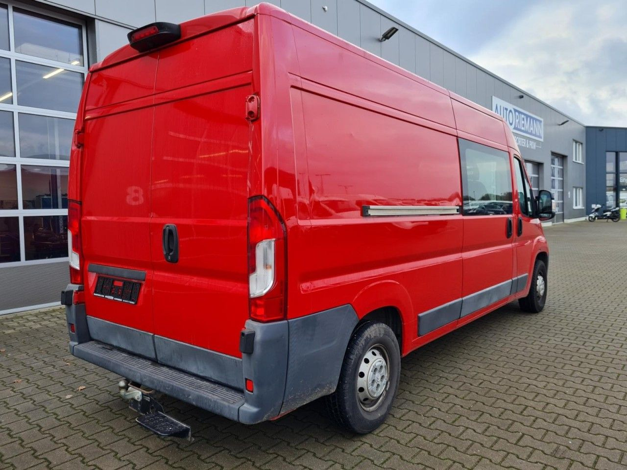 Citroën Jumper 35 Kasten L3H2 Doka 7-Sitze AHK KLIMA KAM - Kastenwagen, Transporter mit Doppelkabine: das Bild 4 Citroën Jumper 35 Kasten L3H2 Doka 7-Sitze AHK KLIMA KAM - Kastenwagen, Transporter mit Doppelkabine: das Bild 4