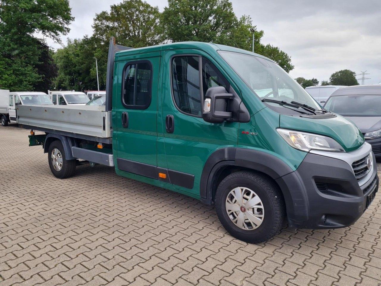 Fiat Ducato 35 Doka L5 Maxi 180 AHK KOMFORT STANDHEIZ - Pritsche Transporter, Transporter mit Doppelkabine: das Bild 3 Fiat Ducato 35 Doka L5 Maxi 180 AHK KOMFORT STANDHEIZ - Pritsche Transporter, Transporter mit Doppelkabine: das Bild 3