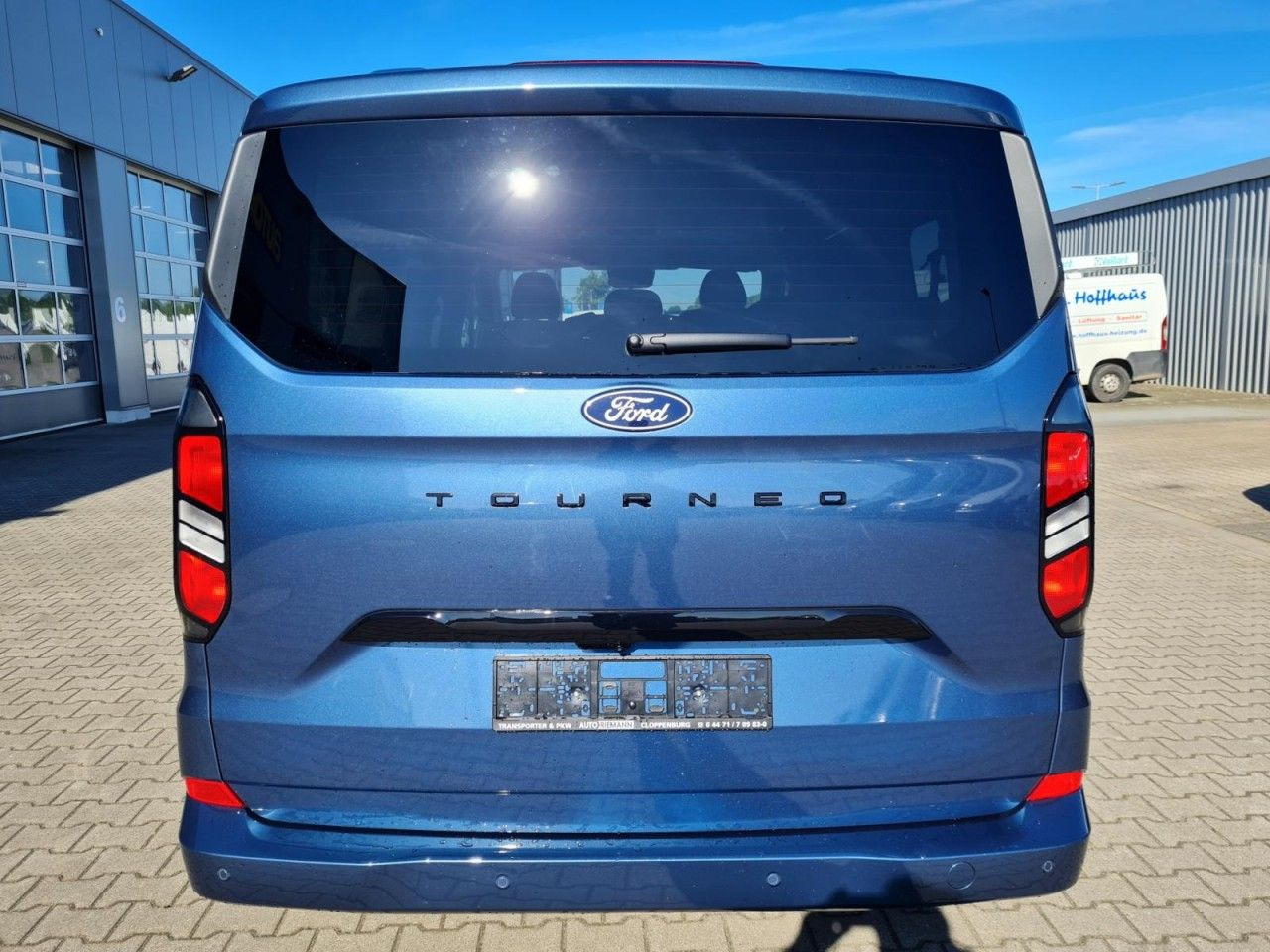 Personentransporter Ford Tourneo Custom 320 Titanium L1 AG 8-Sitze LED KA: das Bild 22