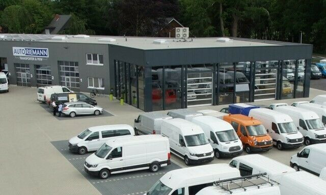 Personentransporter Ford Tourneo Custom 320 Titanium L1 AG 8-Sitze LED KA: das Bild 27