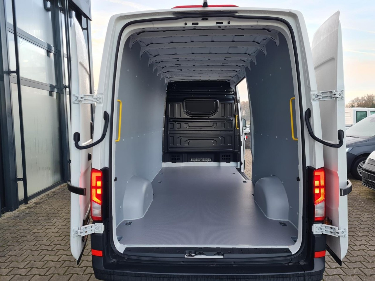 Man TGE 3.140 Kasten lang L4H3 KAMERA LED HOLZLADEBODEN - Kastenwagen: das Bild 5 Man TGE 3.140 Kasten lang L4H3 KAMERA LED HOLZLADEBODEN - Kastenwagen: das Bild 5