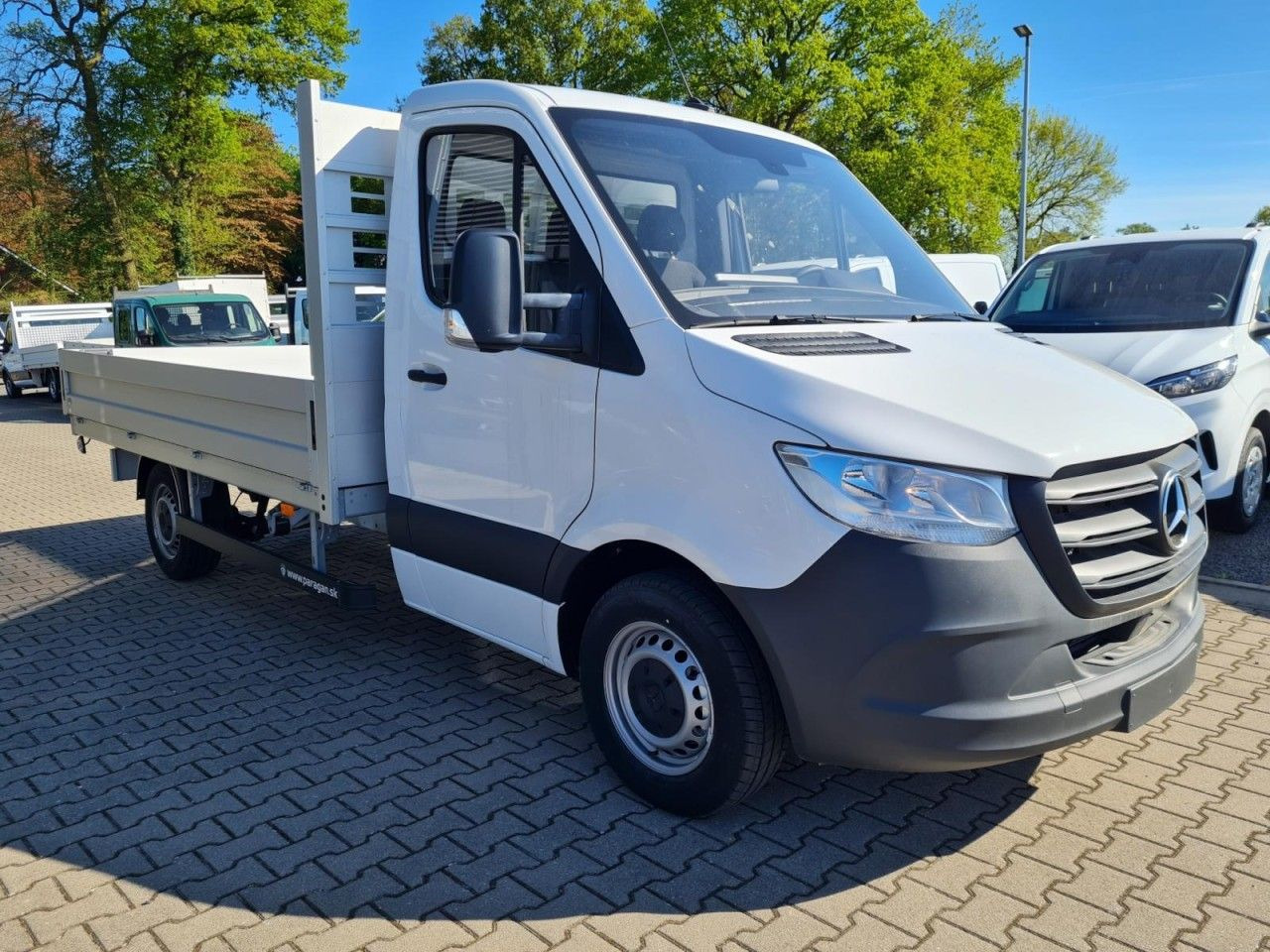 Mercedes-Benz Sprinter 315 CDI Pritsche MR L3 KLIMA TEMPOMAT - Pritsche Transporter: das Bild 3 Mercedes-Benz Sprinter 315 CDI Pritsche MR L3 KLIMA TEMPOMAT - Pritsche Transporter: das Bild 3