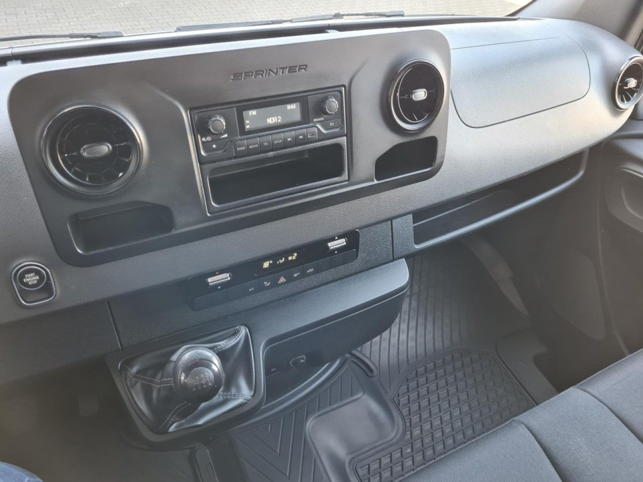 Koffer Transporter Mercedes-Benz Sprinter 315 CDi RWD Koffer LBW KLIMA TEMPOMAT: das Bild 6