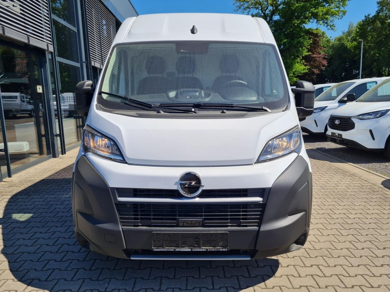 Opel Movano 35 Cargo Kasten L3H2 KLIMA KOMFORT PDC TE - Kastenwagen: das Bild 2 Opel Movano 35 Cargo Kasten L3H2 KLIMA KOMFORT PDC TE - Kastenwagen: das Bild 2