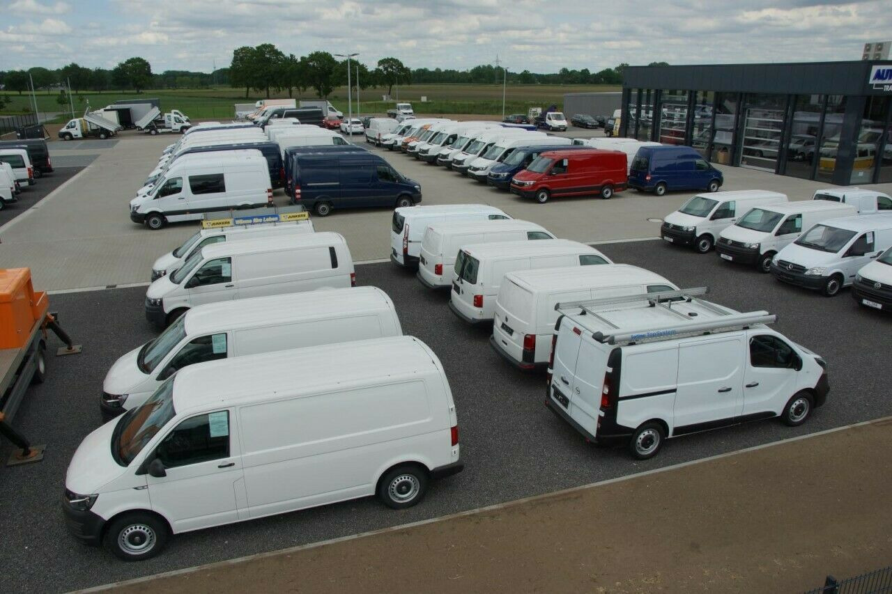 Kastenwagen, Transporter mit Doppelkabine Opel Movano 35 Kasten L4 Doka 6-Sitze verstärkt PDC T: das Bild 26