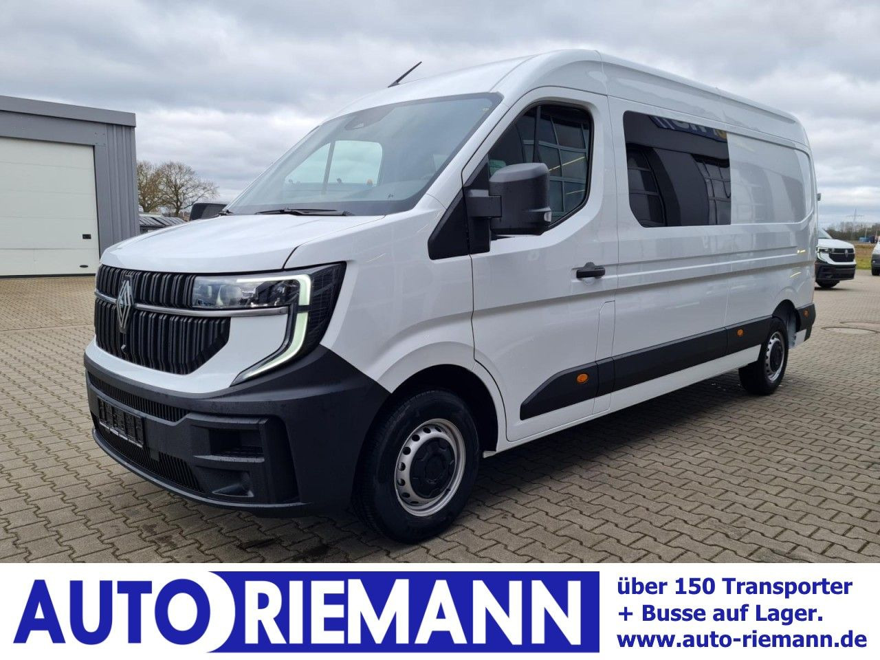 Renault Master 3,5t Kasten Doka dCi 130 L3H2 - Kastenwagen, Transporter mit Doppelkabine: das Bild 1 Renault Master 3,5t Kasten Doka dCi 130 L3H2 - Kastenwagen, Transporter mit Doppelkabine: das Bild 1