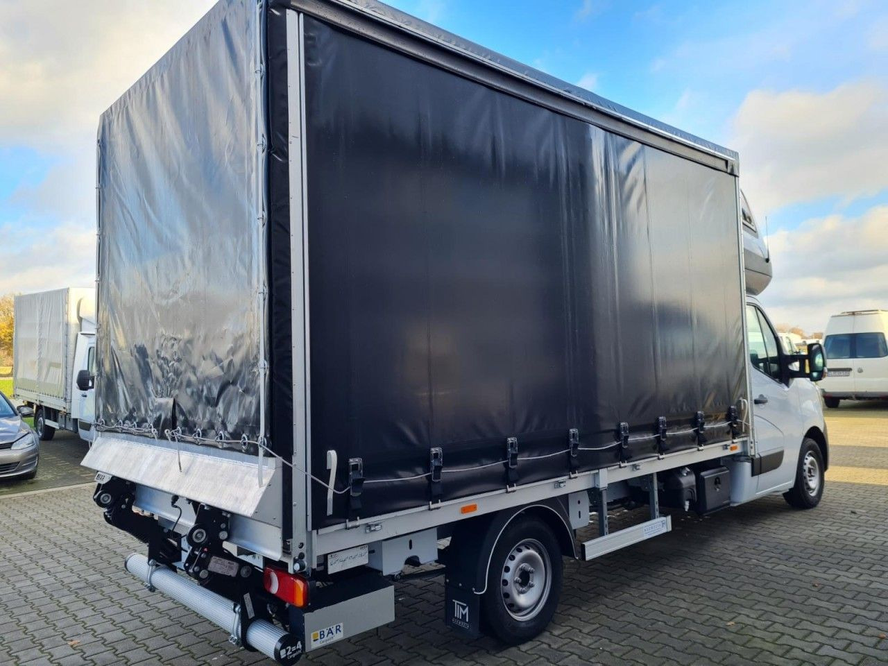 Renault Master Pritsche Schiebe Plane Schlafkabine LBW S - Planen Transporter: das Bild 4 Renault Master Pritsche Schiebe Plane Schlafkabine LBW S - Planen Transporter: das Bild 4