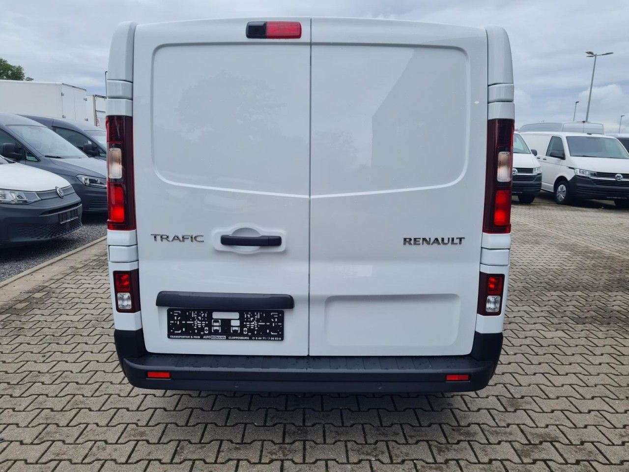 Renault Trafic Kühlkasten 3.0t L2 KLIMA LED NAVI_APP TEM - Kühltransporter: das Bild 5 Renault Trafic Kühlkasten 3.0t L2 KLIMA LED NAVI_APP TEM - Kühltransporter: das Bild 5