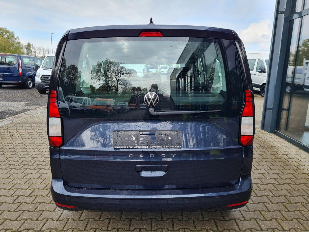 Volkswagen Caddy Maxi Kombi 7-Sitze 1.5 TSI DSG NAVI/APP TE - PKW: das Bild 4 Volkswagen Caddy Maxi Kombi 7-Sitze 1.5 TSI DSG NAVI/APP TE - PKW: das Bild 4