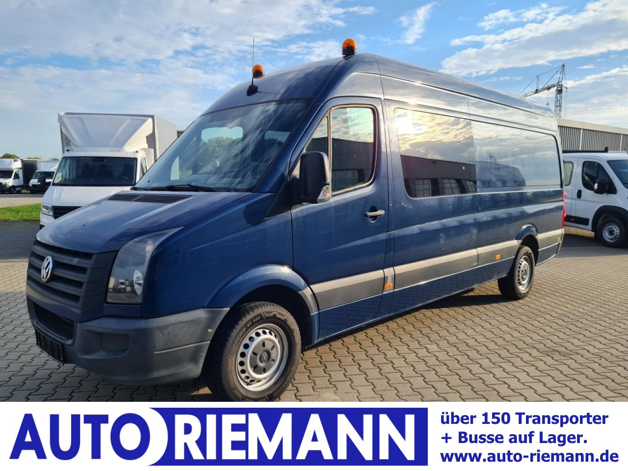 Volkswagen Crafter 35 Kasten Doka 5 Sitze AHK 3.5to REGALSYSTEM - Kastenwagen, Transporter mit Doppelkabine: das Bild 1 Volkswagen Crafter 35 Kasten Doka 5 Sitze AHK 3.5to REGALSYSTEM - Kastenwagen, Transporter mit Doppelkabine: das Bild 1