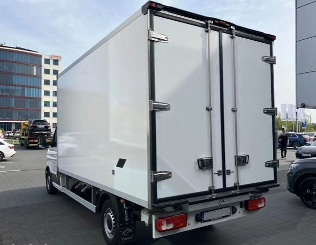 Volkswagen Crafter 35 Kühlkoffer Carrier Viento 300 Navi Ap - Kühltransporter: das Bild 2 Volkswagen Crafter 35 Kühlkoffer Carrier Viento 300 Navi Ap - Kühltransporter: das Bild 2
