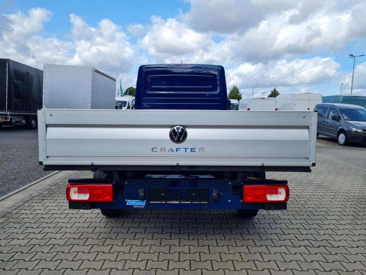 Volkswagen Crafter 35 Pritsche TDI L3 KLIMA TEMPOMAT 3 Sitz - Pritsche Transporter: das Bild 5 Volkswagen Crafter 35 Pritsche TDI L3 KLIMA TEMPOMAT 3 Sitz - Pritsche Transporter: das Bild 5