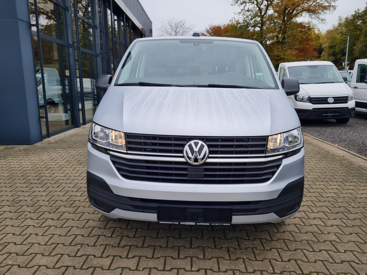 Volkswagen T6.1 Caravelle TDI lang 9 Sitzer 2 Schiebetüren Trendl. - Kleinbus, Personentransporter: das Bild 2 Volkswagen T6.1 Caravelle TDI lang 9 Sitzer 2 Schiebetüren Trendl. - Kleinbus, Personentransporter: das Bild 2