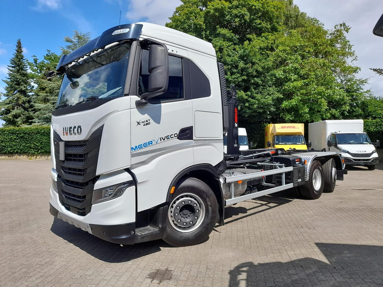 Iveco AD280X46Y/PS ON HIAB 490PS Lenk-Lift - Kipper: das Bild 1 Iveco AD280X46Y/PS ON HIAB 490PS Lenk-Lift - Kipper: das Bild 1