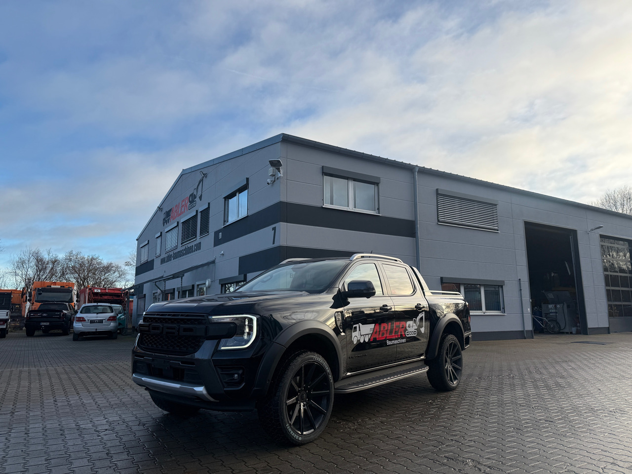 Ford Ranger Wildtrak 3.0 V6 Raptor Optik VOLL - PKW: das Bild 2 Ford Ranger Wildtrak 3.0 V6 Raptor Optik VOLL - PKW: das Bild 2