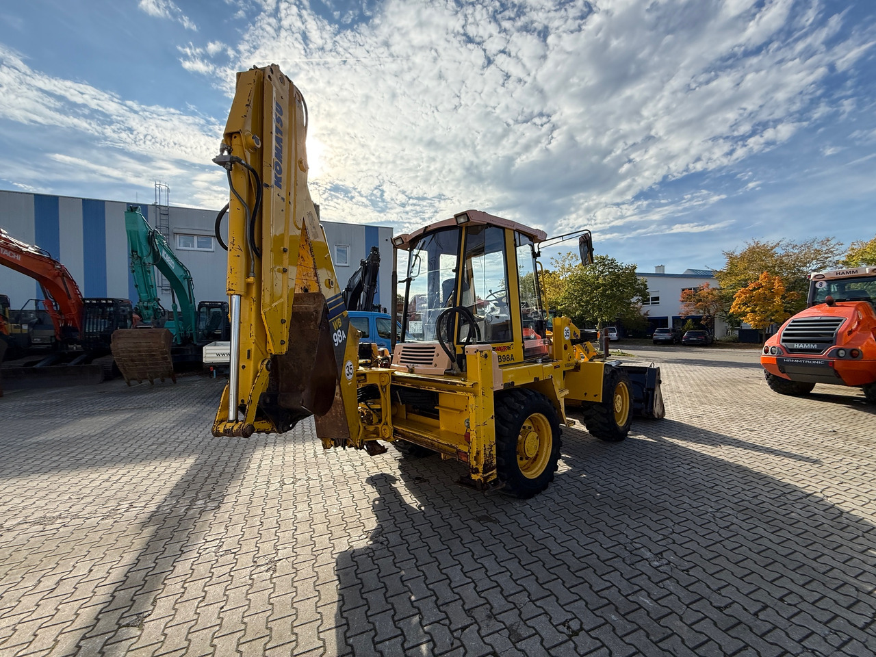 Komatsu WB98A-2 Baggerlader SW - Baggerlader: das Bild 5 Komatsu WB98A-2 Baggerlader SW - Baggerlader: das Bild 5