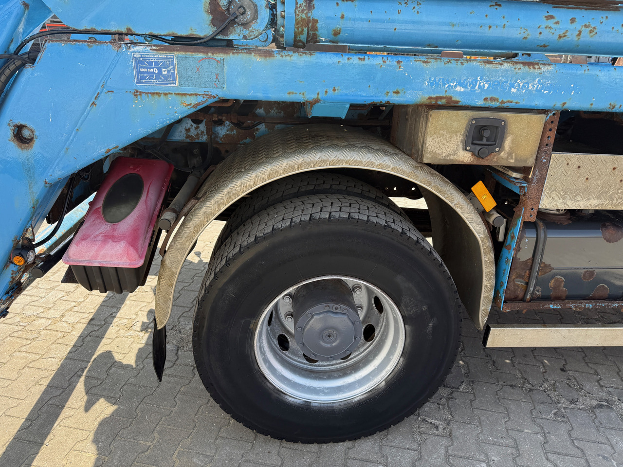 Absetzkipper Mercedes-Benz 1841 Actros MP2 Absetzkipper 4x4 Allrad Klima: das Bild 10