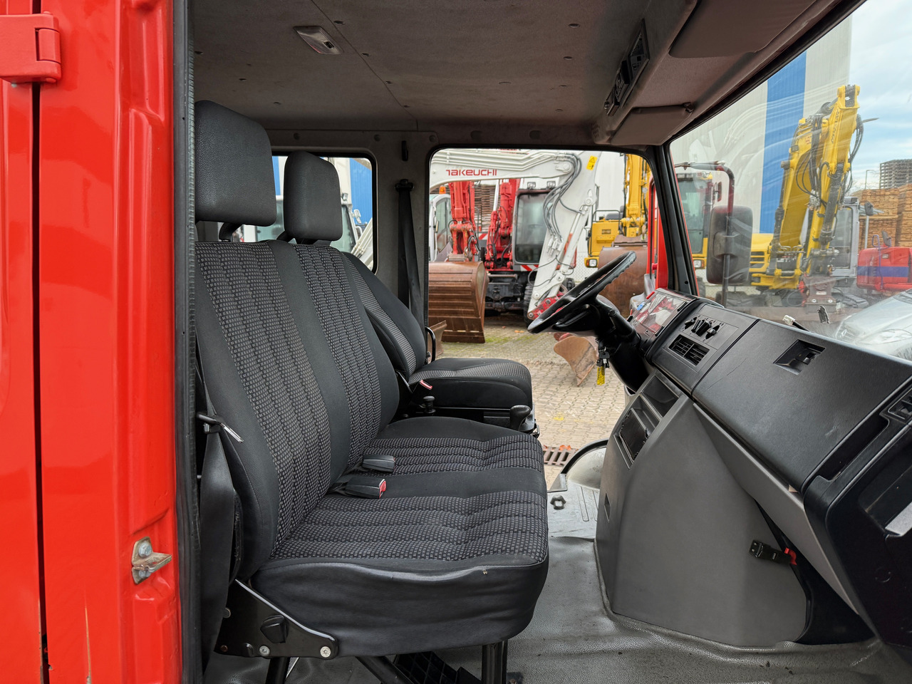 Plane LKW Mercedes-Benz 816 Vario Doka Pritsche Plane 2x AHK: das Bild 16