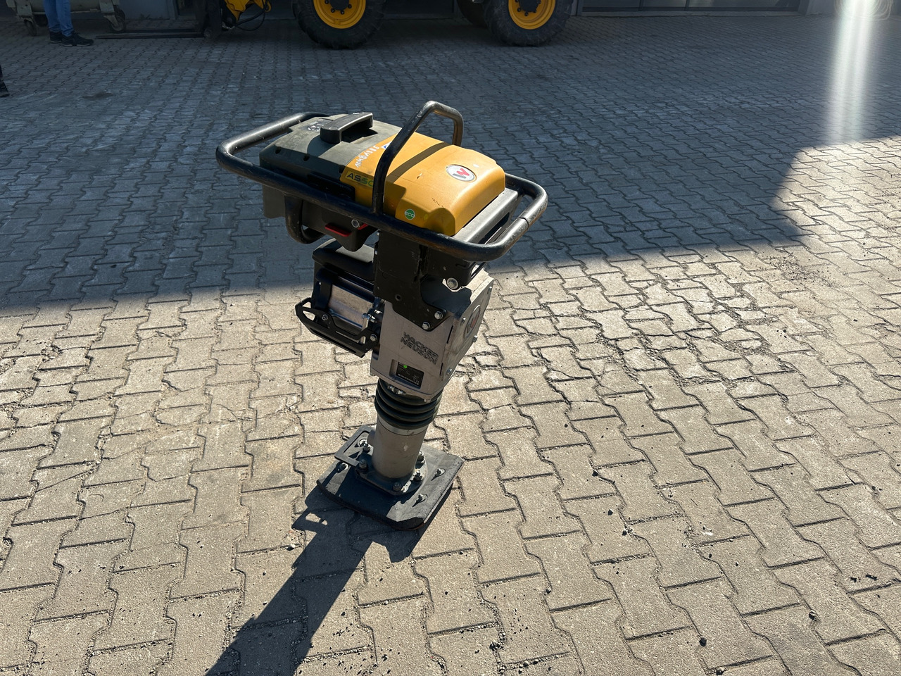 Wacker Neuson AS50E Rüttelstampfer Elektro AKKU! - Stampfer: das Bild 3 Wacker Neuson AS50E Rüttelstampfer Elektro AKKU! - Stampfer: das Bild 3