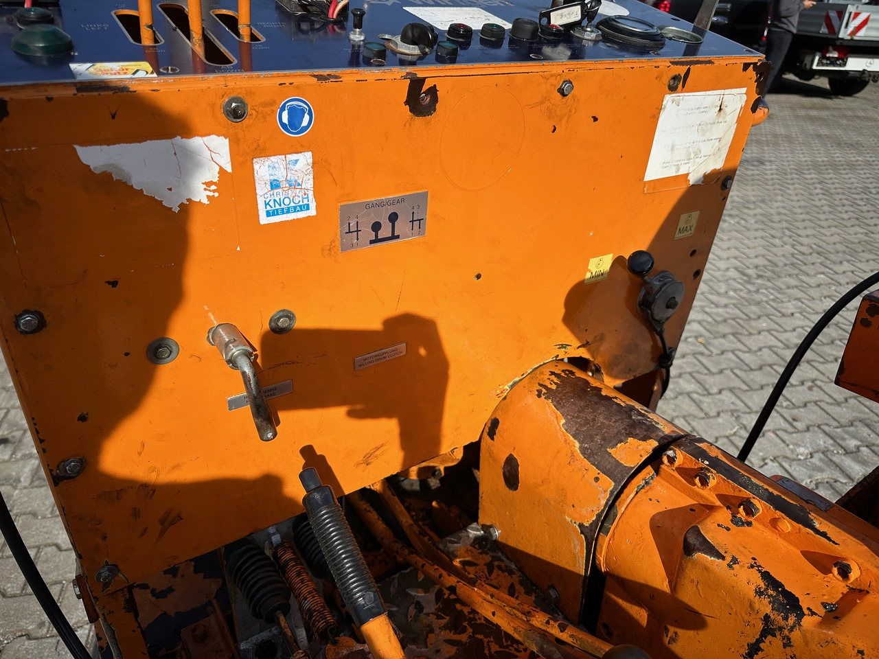 Kaltfräse Wirtgen SF500C Asphaltfräse: das Bild 14 Kaltfräse Wirtgen SF500C Asphaltfräse: das Bild 14