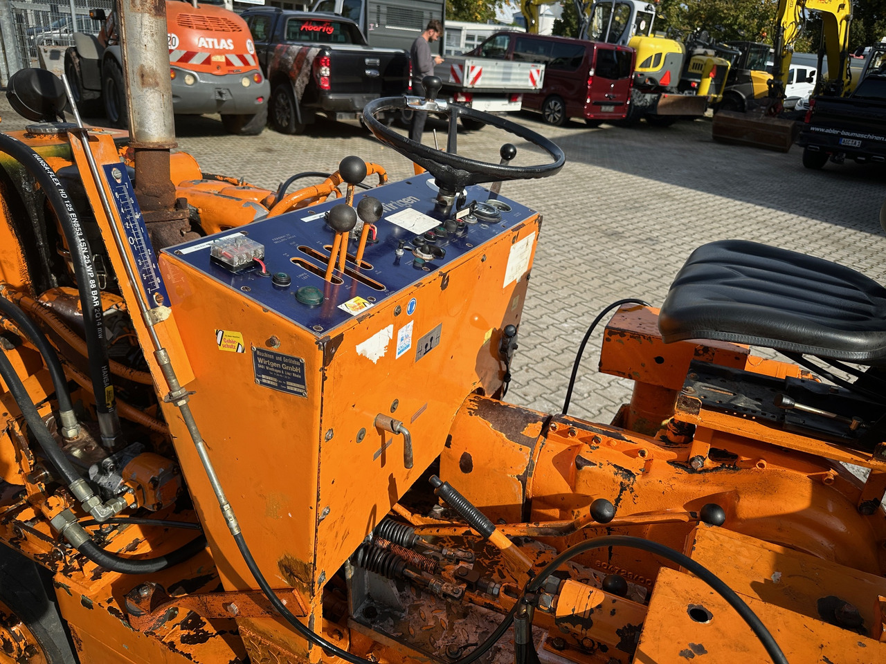 Kaltfräse Wirtgen SF500C Asphaltfräse: das Bild 16 Kaltfräse Wirtgen SF500C Asphaltfräse: das Bild 16