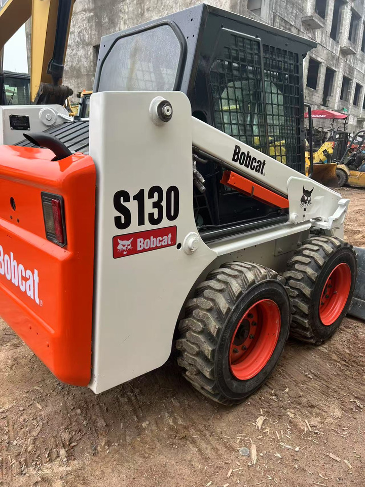 BOBCAT S130 - Kompaktlader: das Bild 5 BOBCAT S130 - Kompaktlader: das Bild 5