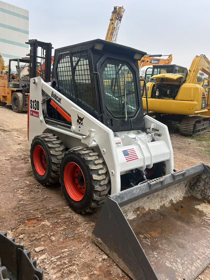 BOBCAT S130 - Kompaktlader: das Bild 3 BOBCAT S130 - Kompaktlader: das Bild 3