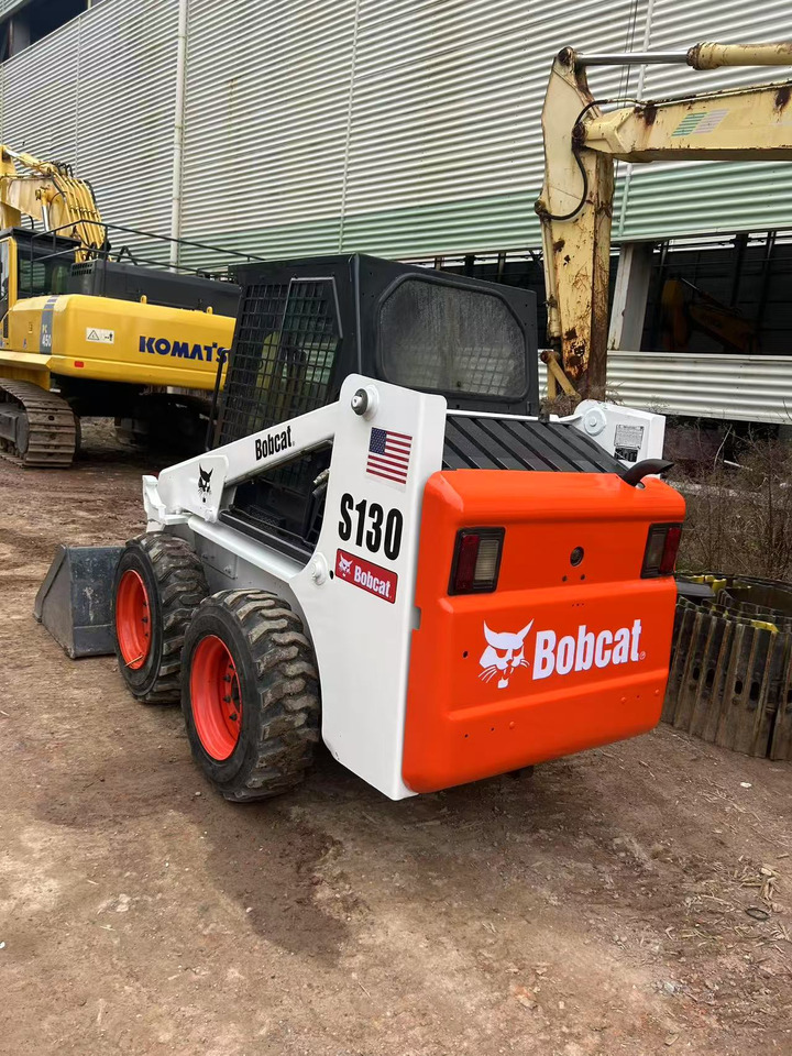 Bobcat S130 - Kompaktlader: das Bild 3 Bobcat S130 - Kompaktlader: das Bild 3