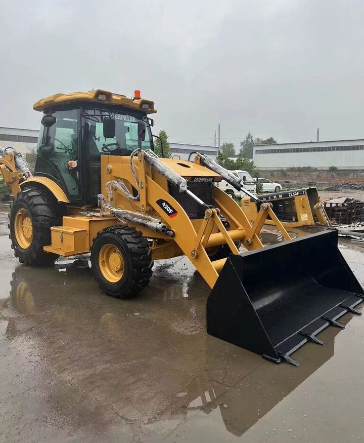 Caterpillar 420F - Baggerlader: das Bild 2 Caterpillar 420F - Baggerlader: das Bild 2