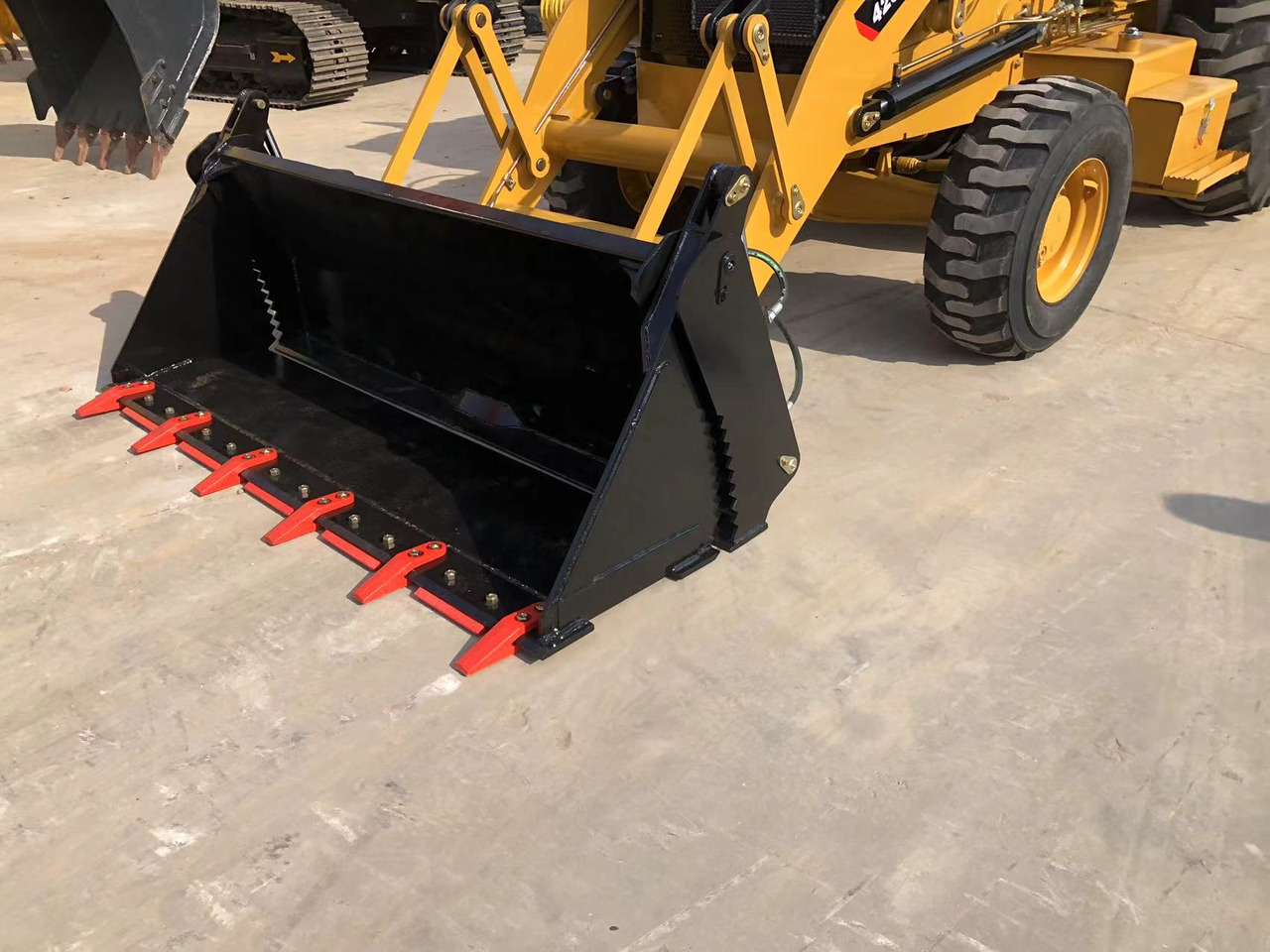 Caterpillar 420F - Baggerlader: das Bild 5 Caterpillar 420F - Baggerlader: das Bild 5