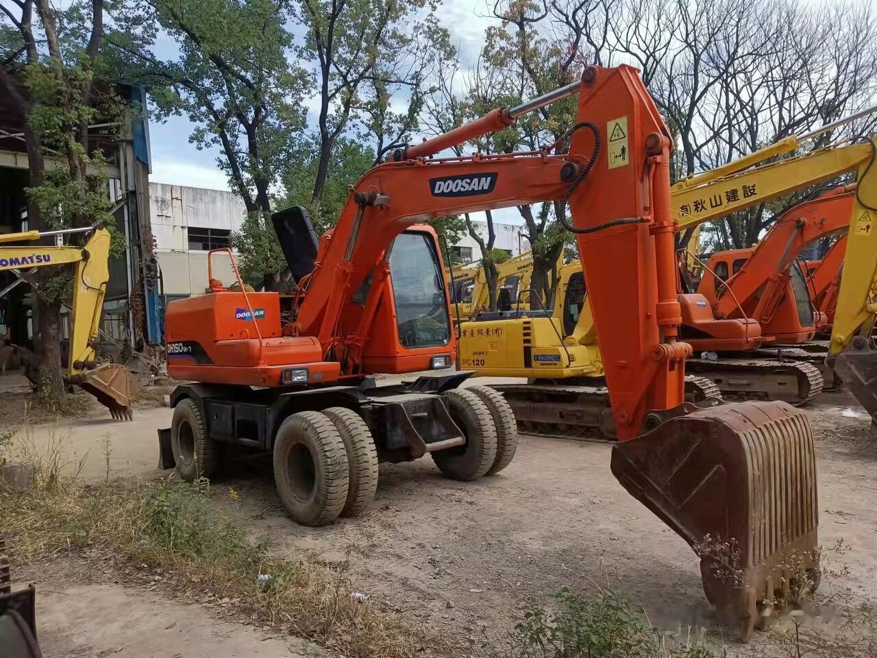 Doosan DH150W - Mobilbagger: das Bild 3 Doosan DH150W - Mobilbagger: das Bild 3