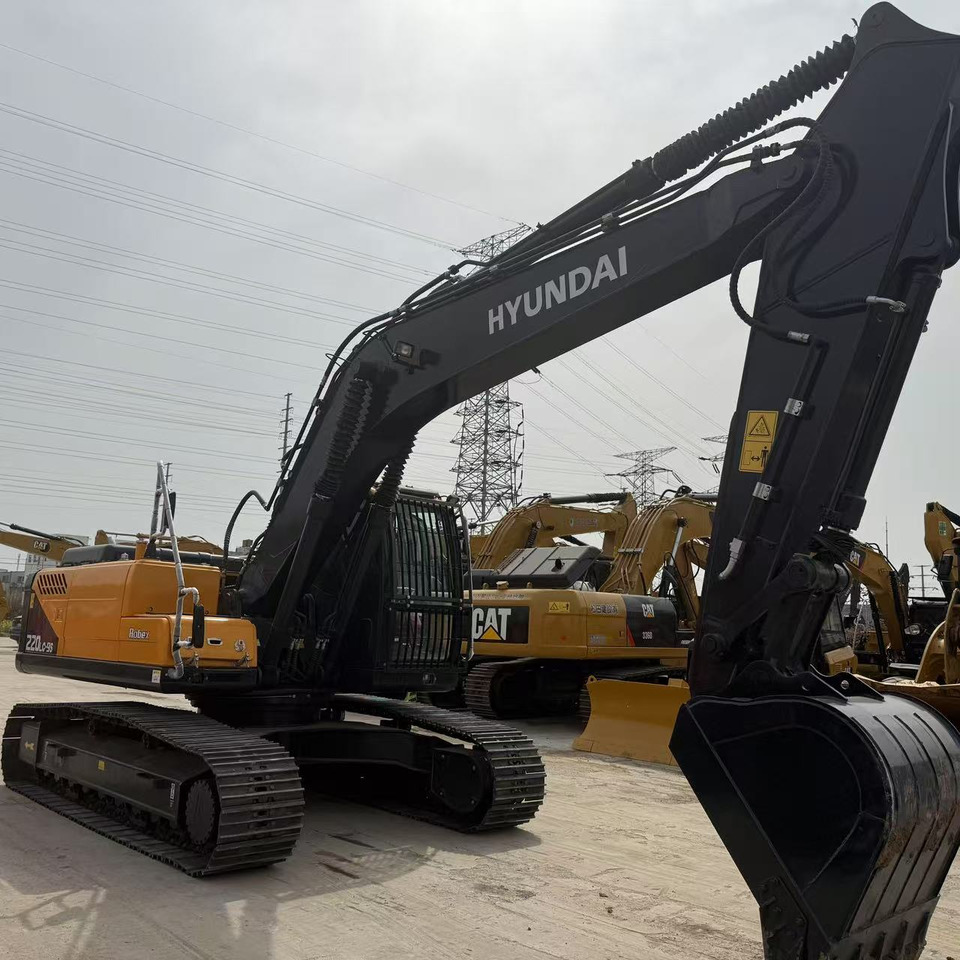 Hyundai 220LC-9S - Kettenbagger: das Bild 2 Hyundai 220LC-9S - Kettenbagger: das Bild 2