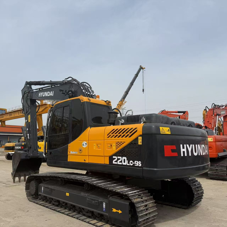 Hyundai 220LC-9S - Kettenbagger: das Bild 3 Hyundai 220LC-9S - Kettenbagger: das Bild 3