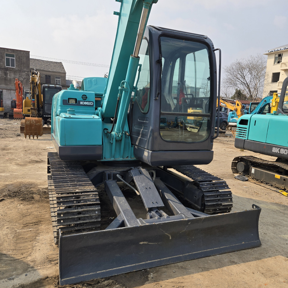 KOBELCO SK75 - Minibagger: das Bild 3 KOBELCO SK75 - Minibagger: das Bild 3