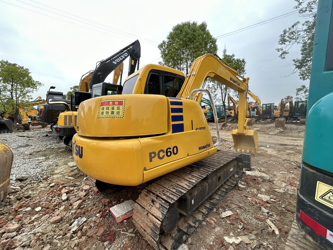 Komatsu PC60 - Kettenbagger: das Bild 1 Komatsu PC60 - Kettenbagger: das Bild 1