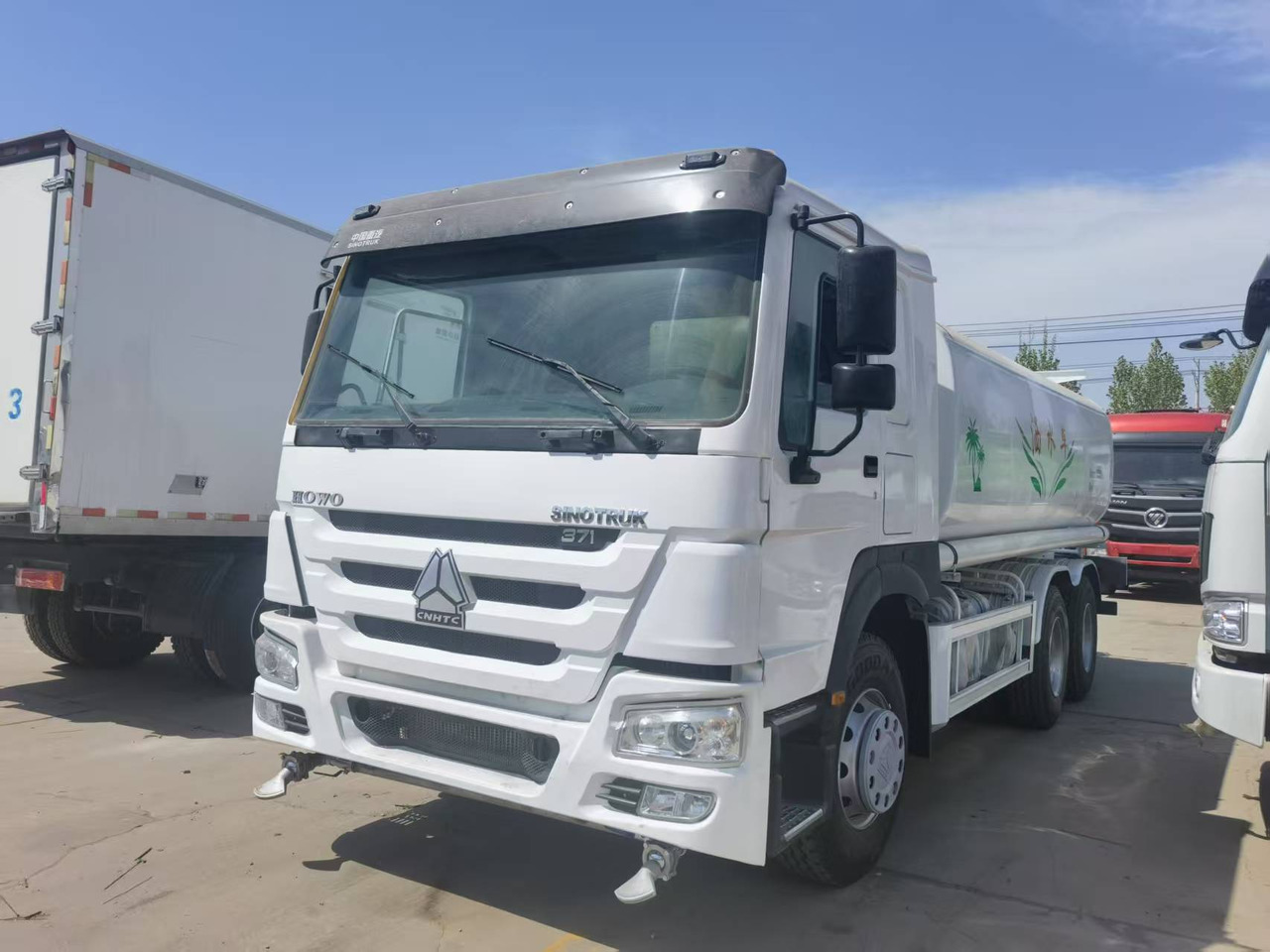 Sinotruk HOWO 371 6*4 Sprinkler truck - Kommunal-/ Sonderfahrzeug: das Bild 2 Sinotruk HOWO 371 6*4 Sprinkler truck - Kommunal-/ Sonderfahrzeug: das Bild 2