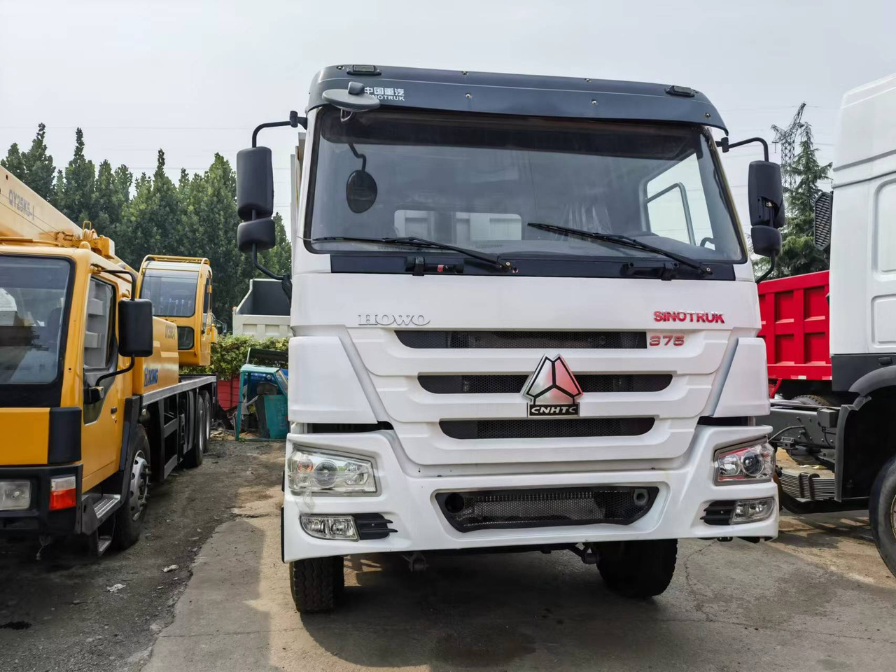 Kipper Sinotruk HOWO 375 6*4 Dump truck: das Bild 9