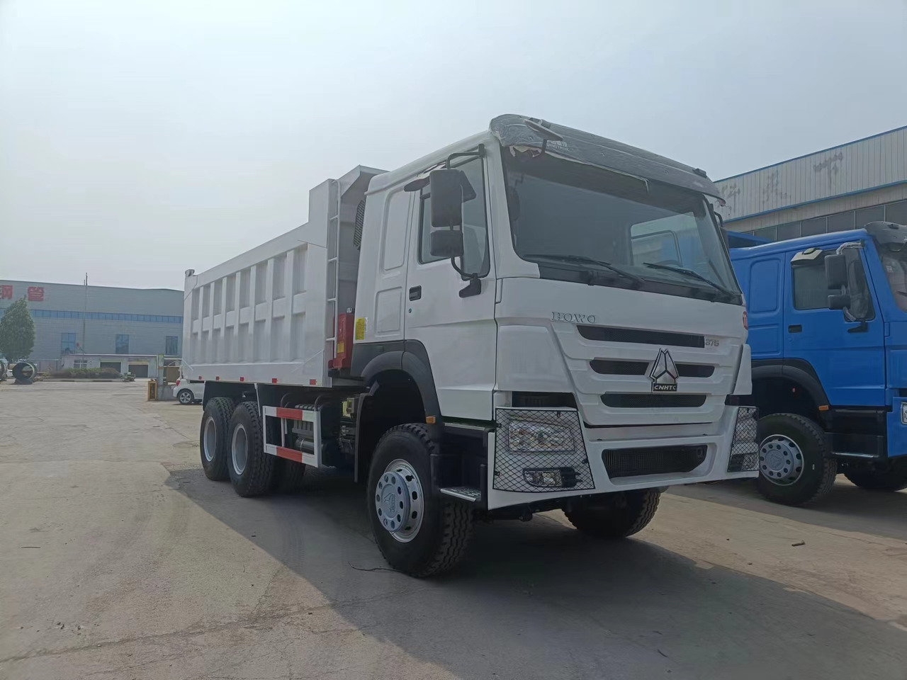 Sinotruk HOWO 6*4 Dump truck - Kipper: das Bild 3 Sinotruk HOWO 6*4 Dump truck - Kipper: das Bild 3