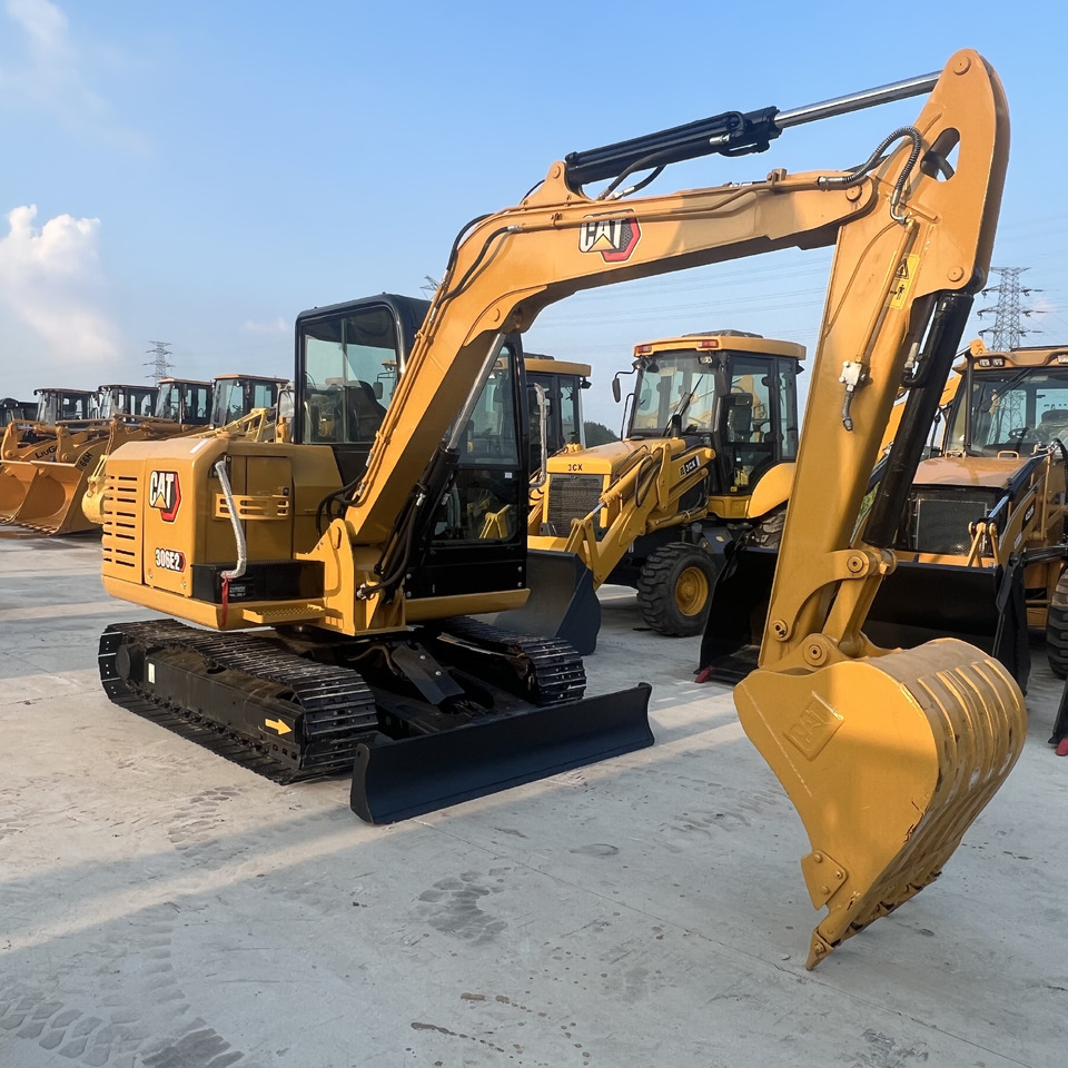 Caterpillar 306E2 - Minibagger: das Bild 1 Caterpillar 306E2 - Minibagger: das Bild 1