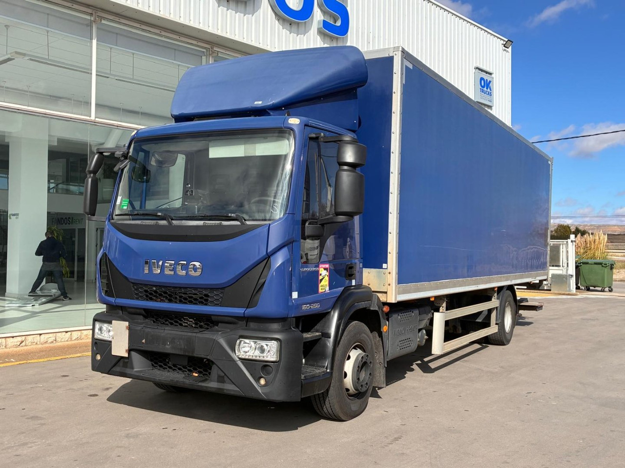 Caja cerrada IVECO Eurocargo ML 160 E25 - Koffer LKW: das Bild 1 Caja cerrada IVECO Eurocargo ML 160 E25 - Koffer LKW: das Bild 1