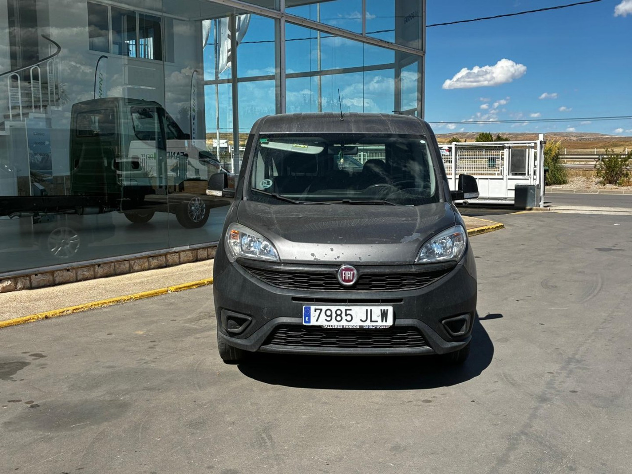 Furgón Fiat Dobló 5 plazas - Kastenwagen: das Bild 2 Furgón Fiat Dobló 5 plazas - Kastenwagen: das Bild 2