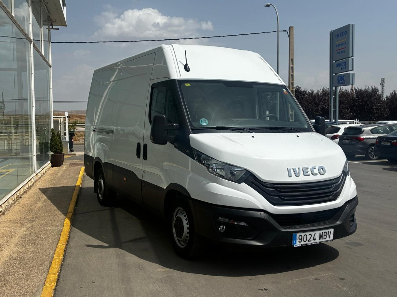 Furgón IVECO 35S14 V 12m3 - Kastenwagen: das Bild 3 Furgón IVECO 35S14 V 12m3 - Kastenwagen: das Bild 3