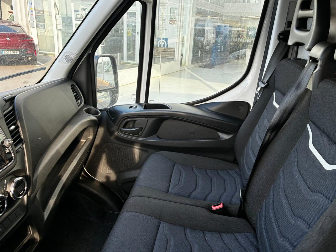 Kastenwagen Furgón IVECO 35S14 V 16m3: das Bild 12