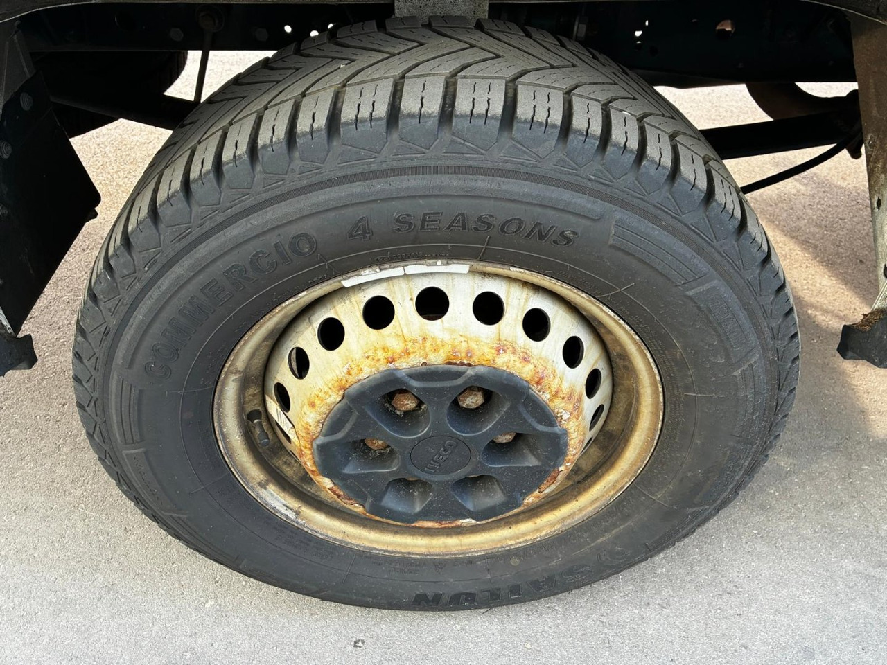 Kastenwagen Furgón IVECO 35S14 V 16m3: das Bild 15