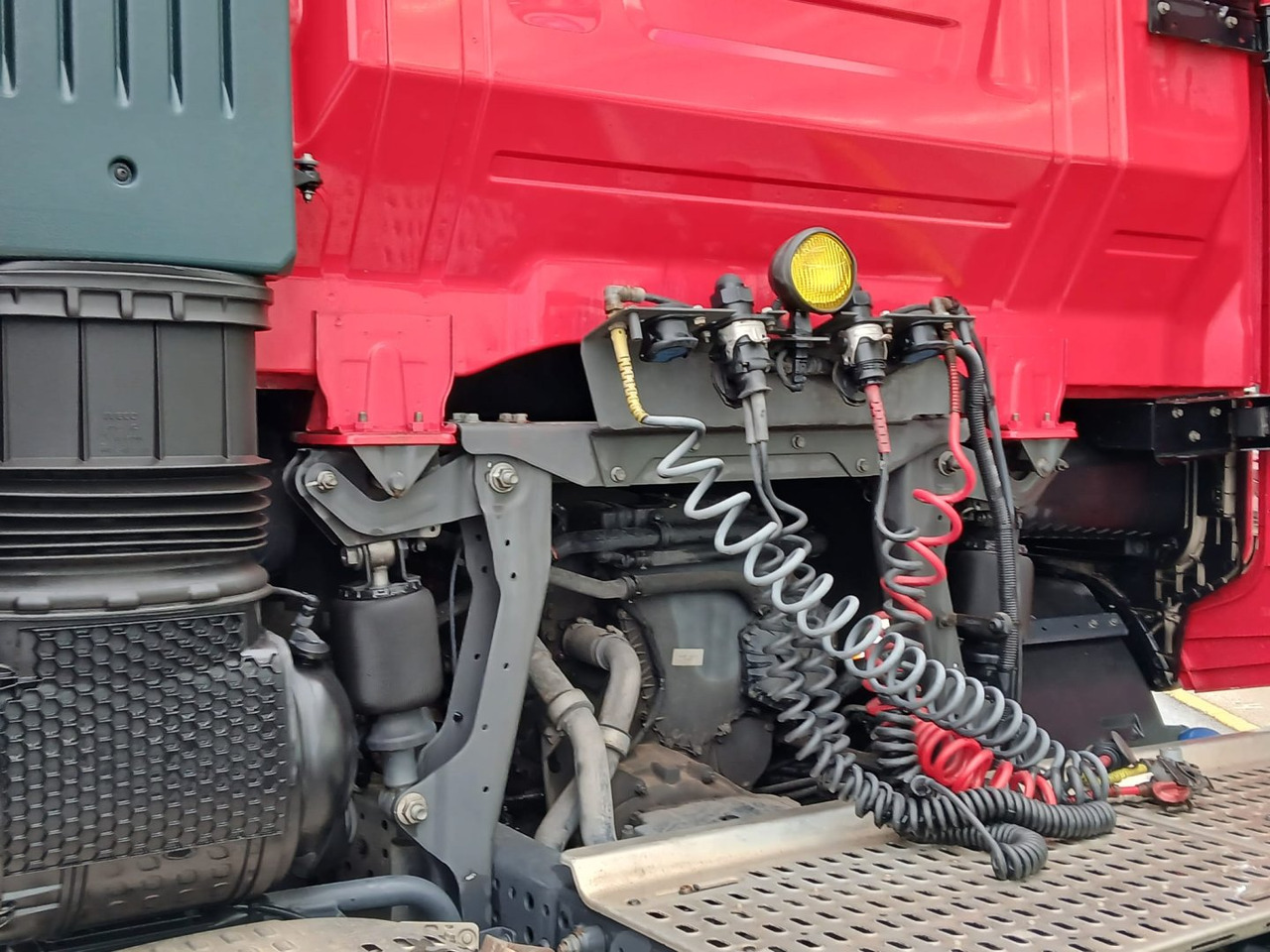 Cabeza Tractora IVECO 460 AUTOMATICO CON INTARDER - Sattelzugmaschine: das Bild 5 Cabeza Tractora IVECO 460 AUTOMATICO CON INTARDER - Sattelzugmaschine: das Bild 5