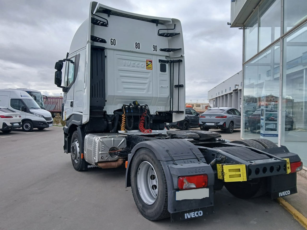 Cabeza Tractora IVECO 480 AUTOMATICO CON INTARDER - Sattelzugmaschine: das Bild 4 Cabeza Tractora IVECO 480 AUTOMATICO CON INTARDER - Sattelzugmaschine: das Bild 4
