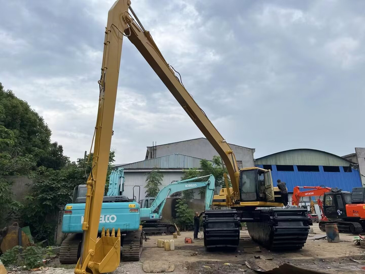 CAT 320BL 320CL DREDGER WITH 18 METERS EXTENDED ARM Customizable - Amphibische Bagger: das Bild 1 CAT 320BL 320CL DREDGER WITH 18 METERS EXTENDED ARM Customizable - Amphibische Bagger: das Bild 1