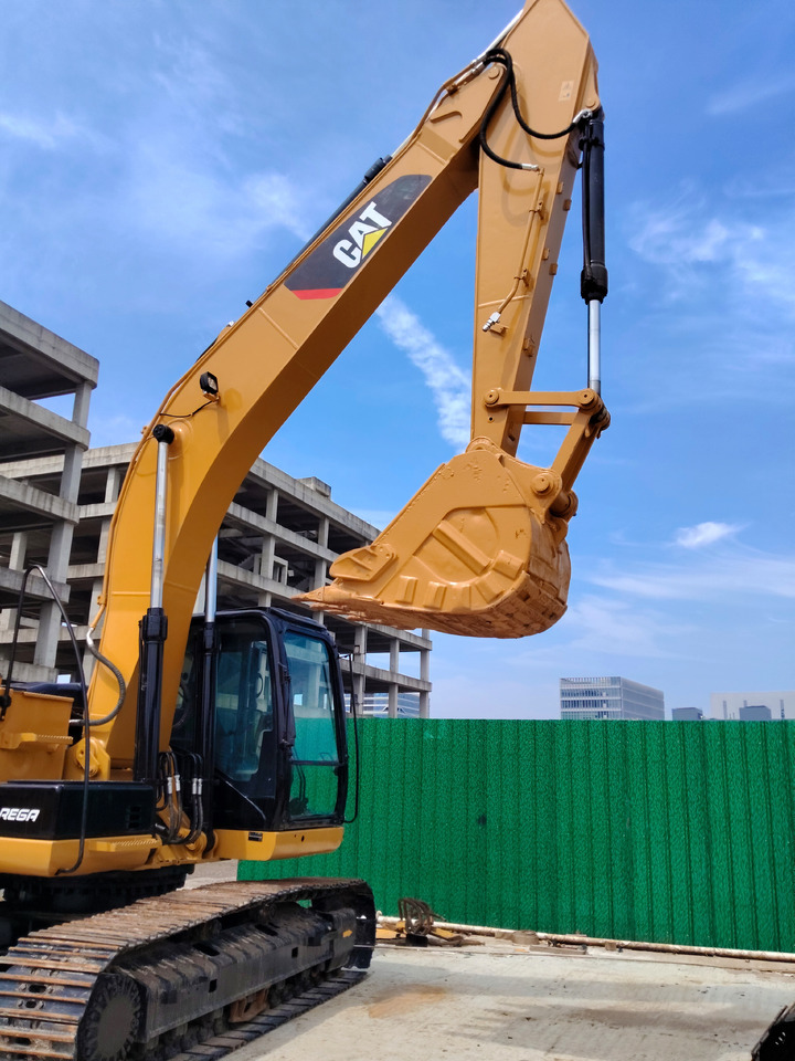 CAT 320D2 L WITH CAT C7.1 ENGINE - Kettenbagger: das Bild 5 CAT 320D2 L WITH CAT C7.1 ENGINE - Kettenbagger: das Bild 5