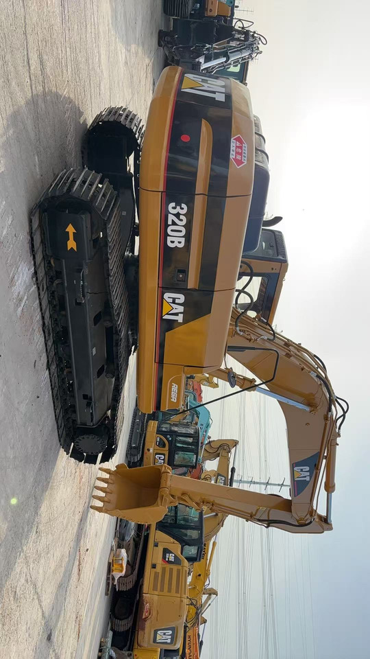 CATERPILLAR 320BL CAT 320 BL 320CL 320D2L - Kettenbagger: das Bild 4 CATERPILLAR 320BL CAT 320 BL 320CL 320D2L - Kettenbagger: das Bild 4