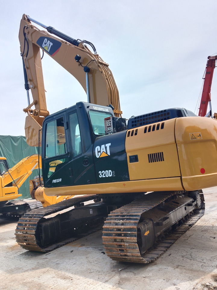 CATERPILLAR 320D2L with C7.1 ENGINE CAT 320D2 L 320 D 2 L C 7.1 ENGINE - Kettenbagger: das Bild 5 CATERPILLAR 320D2L with C7.1 ENGINE CAT 320D2 L 320 D 2 L C 7.1 ENGINE - Kettenbagger: das Bild 5